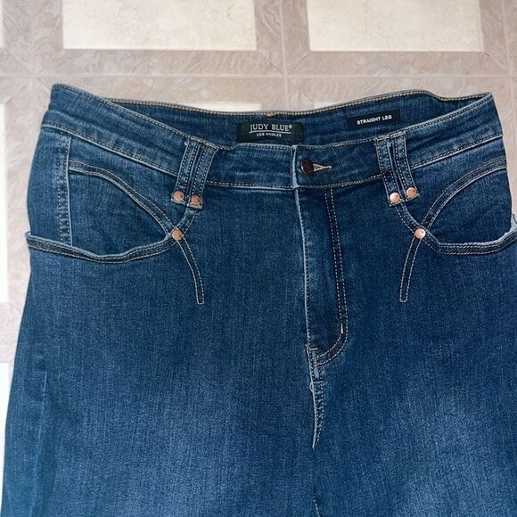 EXCELLENT CONDITION JUDY BLUE STRAIGHT LEG HI-RISE JEANS SIZE 15/32 - Picture 7 of 11